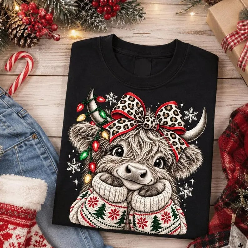 Christmas Highland Cow Leopard Bow T-Shirt / Sweatshirt / Hoodie