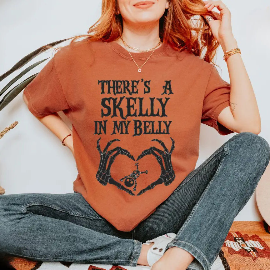 Spooky Mama Announcement Halloween Pregnancy T-Shirt / Sweatshirt / Hoodie