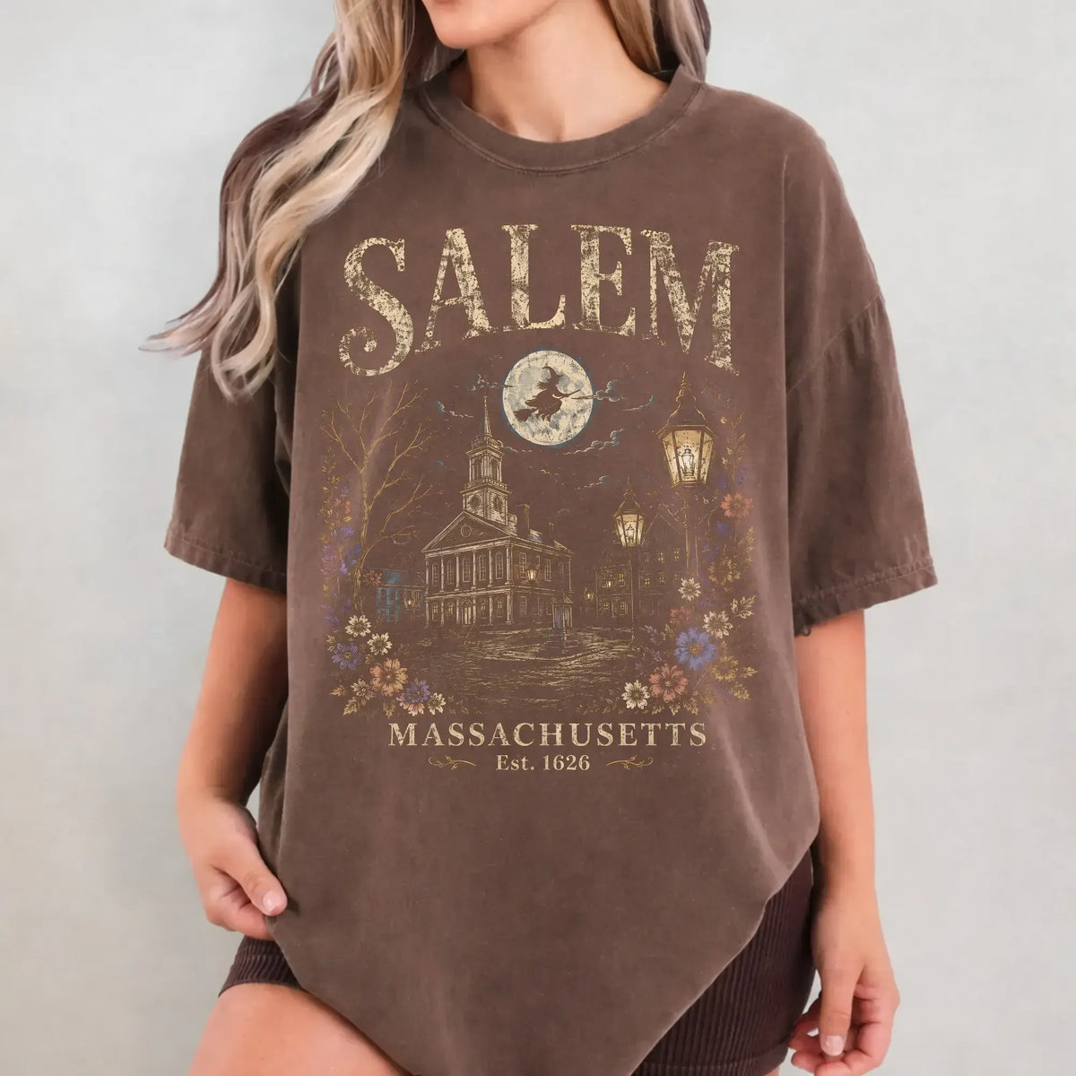 Salem Massachusetts Vintage Witch City Halloween Graphic T-Shirt / Sweatshirt / Hoodie