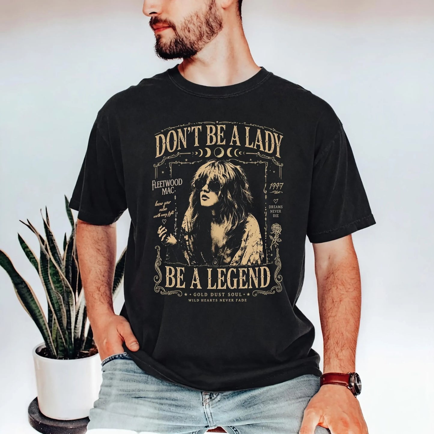 Vintage Steviie Nicks Don't Be A Lady Be A Legend Graphic T-Shirt / Sweatshirt / Hoodie