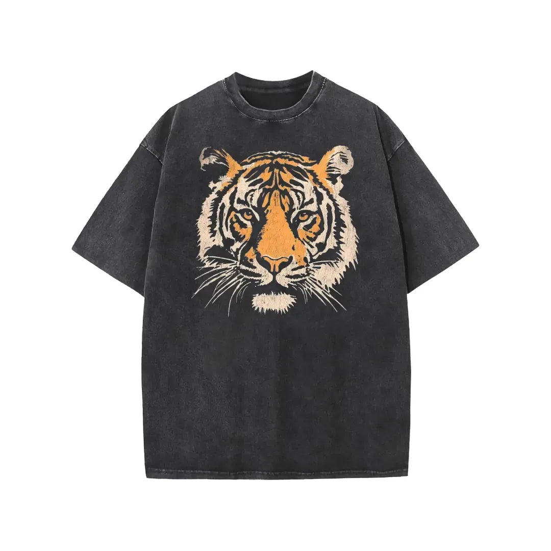 Vintage Tiger Graphic T-Shirt / Sweatshirt / Hoodie