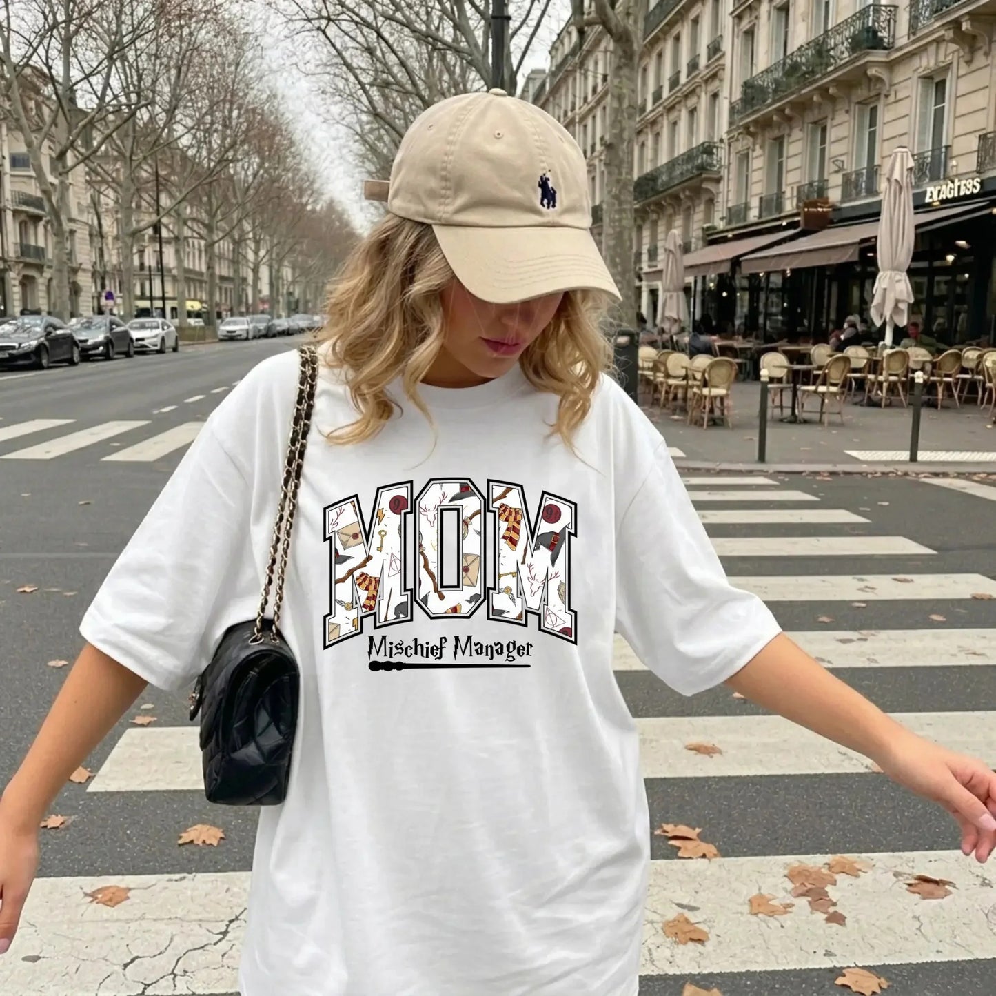 Wizard Mom Halloween Park Magic Graphic T-Shirt / Sweatshirt / Hoodie