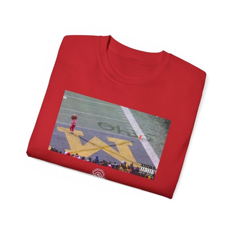 Graphic Buckeyee Ohioo Snow T-Shirt / Sweatshirt / Hoodie